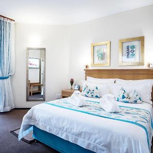 2 Bedroom Apartment Sea View